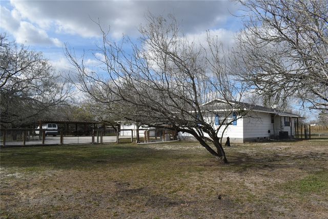 235 County Road 3053, Orange Grove, TX 78372