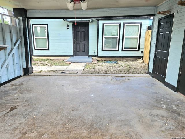 6903 E Belforest, San Antonio, TX 78239