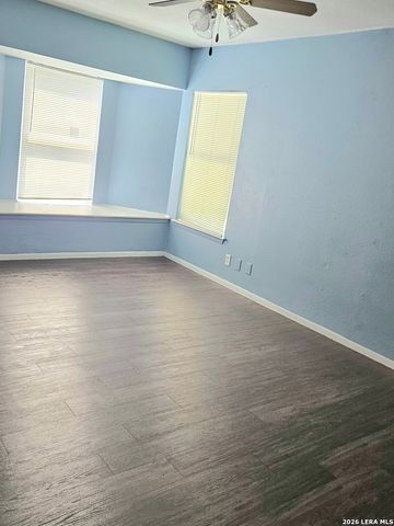 6903 E Belforest, San Antonio, TX 78239