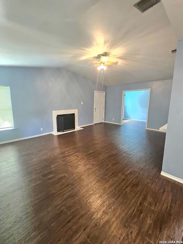 6903 E Belforest, San Antonio, TX 78239