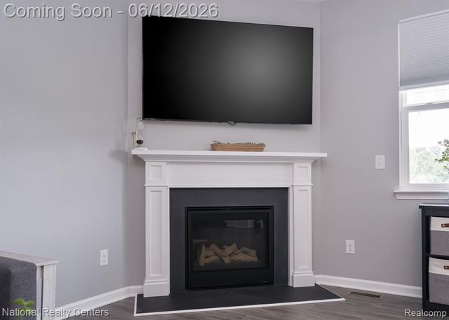 2886 Bogues View Drive, Howell, MI 48843