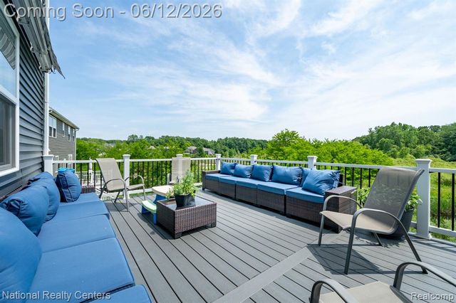 2886 Bogues View Drive, Howell, MI 48843