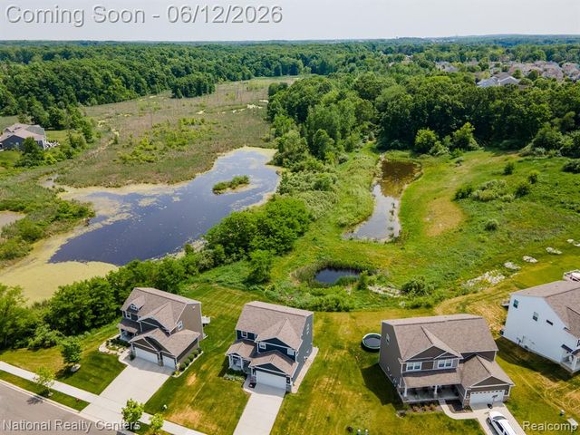 2886 Bogues View Drive, Howell, MI 48843