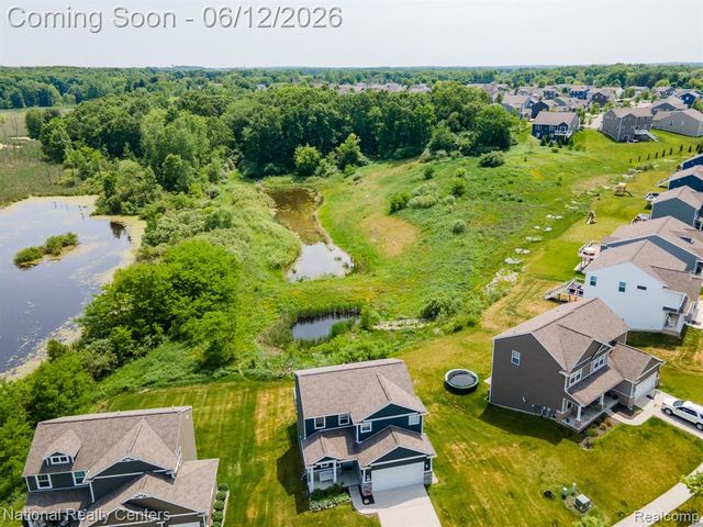 2886 Bogues View Drive, Howell, MI 48843