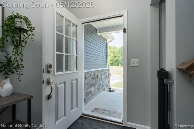2886 Bogues View Drive, Howell, MI 48843