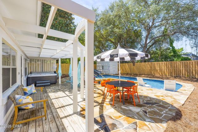 543 Seacrest Drive, Inlet Beach, FL 32461