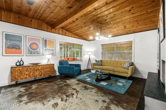 543 Seacrest Drive, Inlet Beach, FL 32461