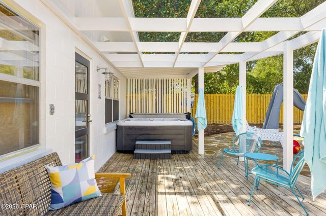 543 Seacrest Drive, Inlet Beach, FL 32461