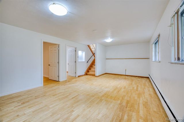 6970 Wing Lake Road, Bloomfield Hills, MI 48301