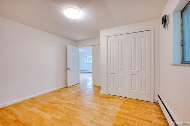 6970 Wing Lake Road, Bloomfield Hills, MI 48301