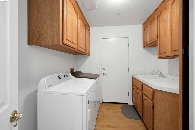 4080 Woodstock Rd., Hayward, CA 94542