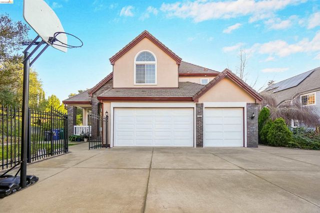 4080 Woodstock Rd., Hayward, CA 94542