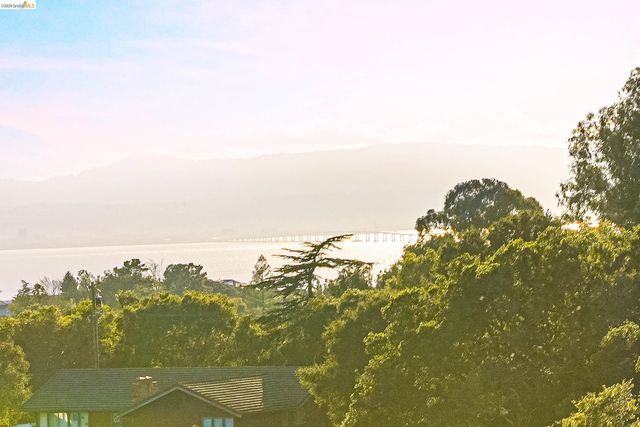 4080 Woodstock Rd., Hayward, CA 94542