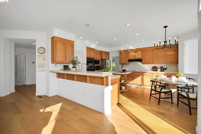 4080 Woodstock Rd., Hayward, CA 94542