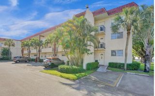 8901 S Hollybrook Blvd 206, Pembroke Pines, FL 33025
