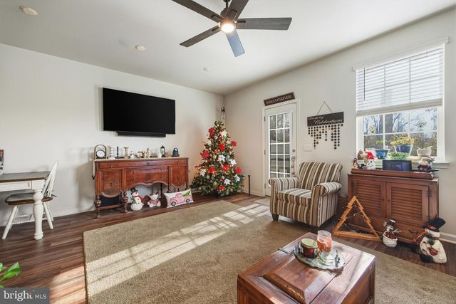 151 COLLEGE DR, Luray, VA 22835