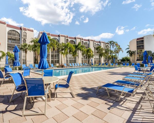 3591 Environ Blvd A404, Lauderhill, FL 33319