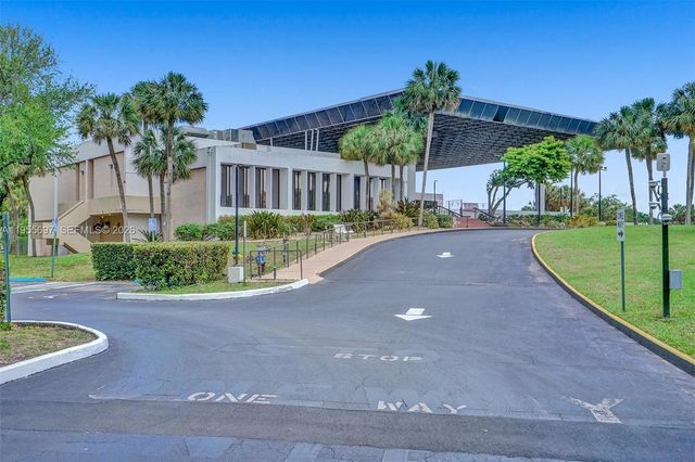 3591 Environ Blvd A404, Lauderhill, FL 33319