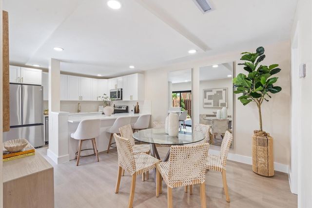 825 Center Street 49d, Jupiter, FL 33458