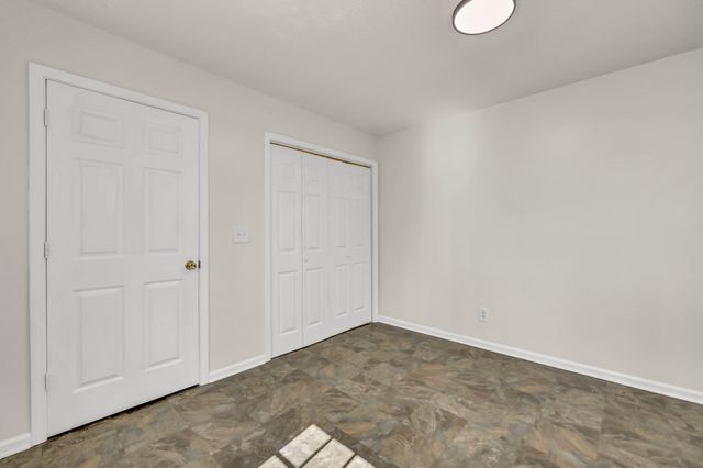 414 Newman Dr, Clarksville, TN 37042