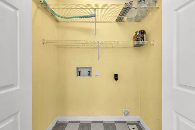 414 Newman Dr, Clarksville, TN 37042