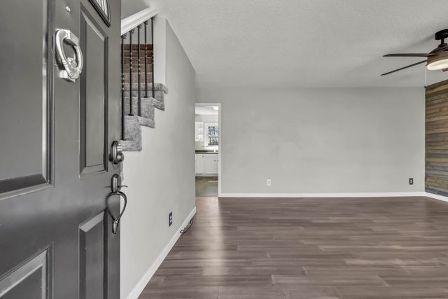 414 Newman Dr, Clarksville, TN 37042