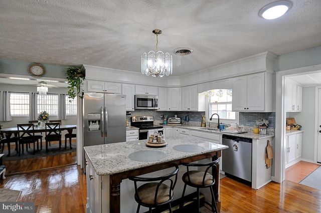 4312 MARTINSBURG PIKE, Clear Brook, VA 22624