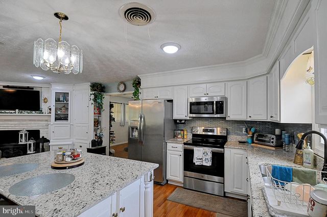 4312 MARTINSBURG PIKE, Clear Brook, VA 22624