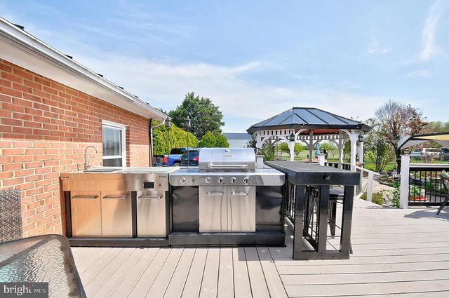 4312 MARTINSBURG PIKE, Clear Brook, VA 22624