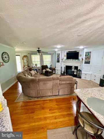 4312 MARTINSBURG PIKE, Clear Brook, VA 22624