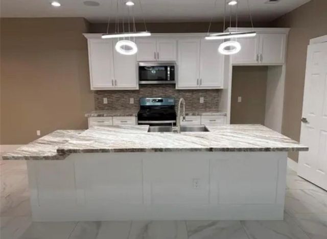 9134 Brandon Street, Houston, TX 77051