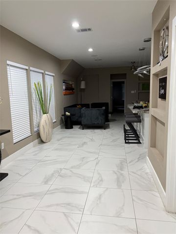 9134 Brandon Street, Houston, TX 77051