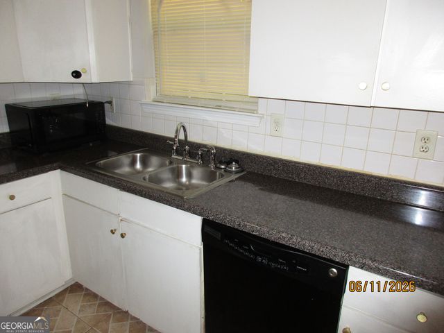2931 Ward Lake Way, Ellenwood, GA 30294