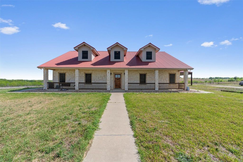 1167 County Road 427, Thrall, TX 76578