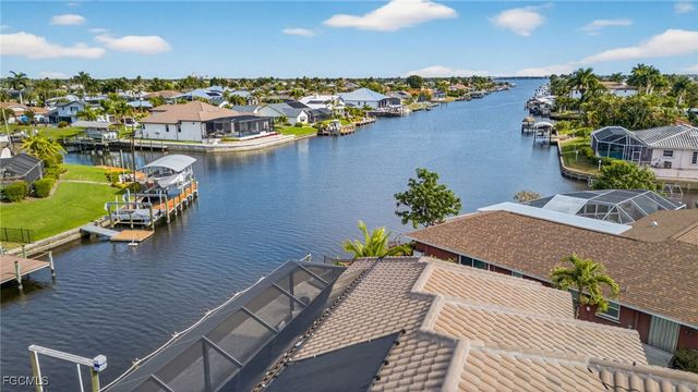 2801 SE 18th CT, Cape Coral, FL 33904