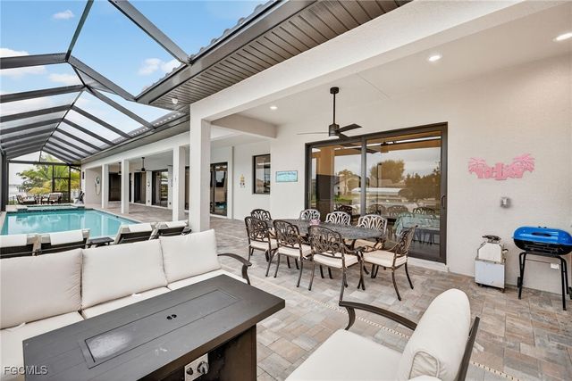 2801 SE 18th CT, Cape Coral, FL 33904