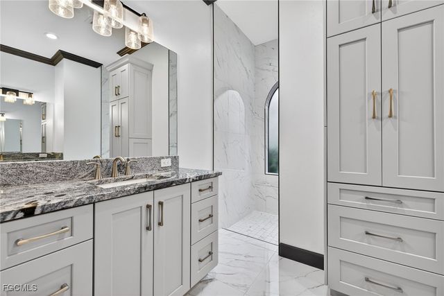 2801 SE 18th CT, Cape Coral, FL 33904