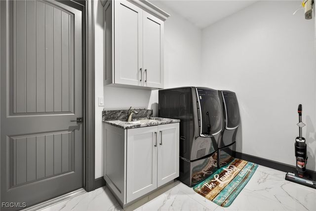 2801 SE 18th CT, Cape Coral, FL 33904