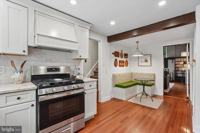 1016 TRINITY LN, Conshohocken, PA 19428
