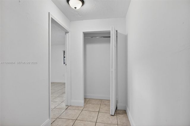 762 NE 131st St 762, North Miami, FL 33161