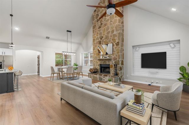 504 S Gadwall LN, Cedar Park, TX 78613