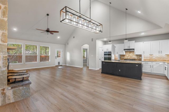 504 S Gadwall LN, Cedar Park, TX 78613