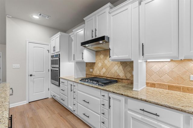 504 S Gadwall LN, Cedar Park, TX 78613