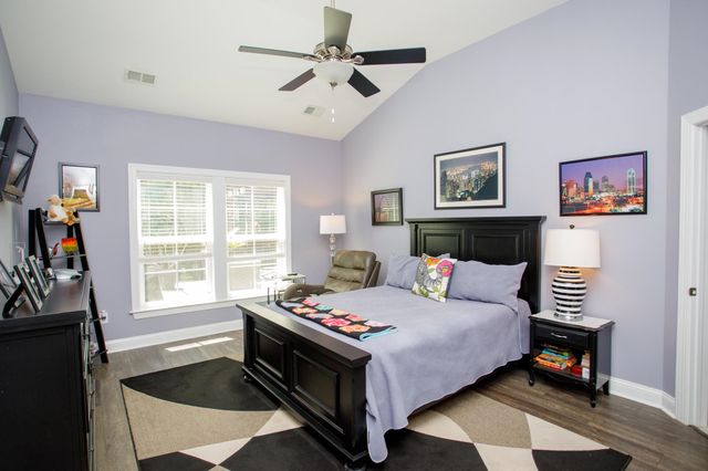 1468 Castleberry Pl., Myrtle Beach, SC 29588