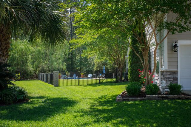 1468 Castleberry Pl., Myrtle Beach, SC 29588