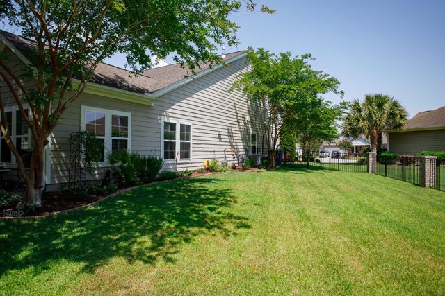1468 Castleberry Pl., Myrtle Beach, SC 29588