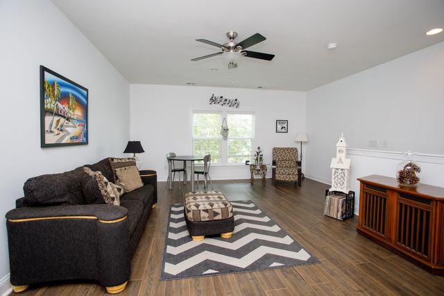 1468 Castleberry Pl., Myrtle Beach, SC 29588