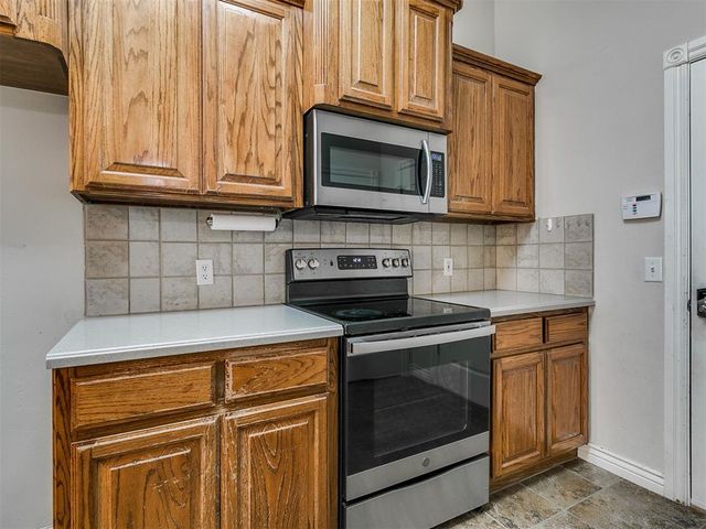 2820 SW 92nd Court, Oklahoma City, OK 73159