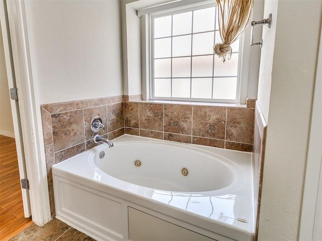 2820 SW 92nd Court, Oklahoma City, OK 73159