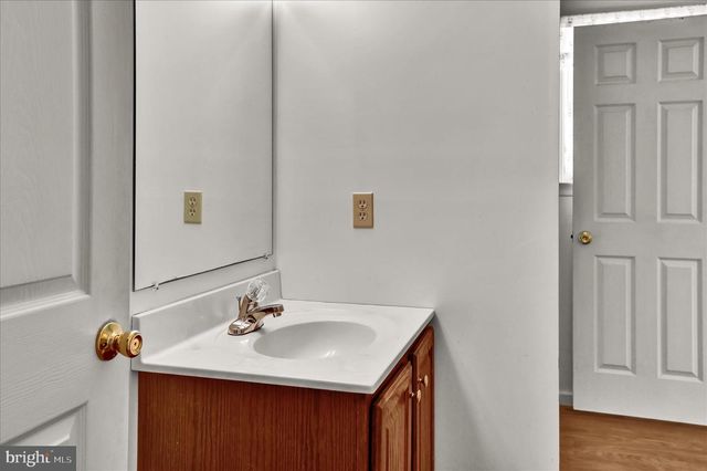 359 GIBRALTAR RD, Reading, PA 19606